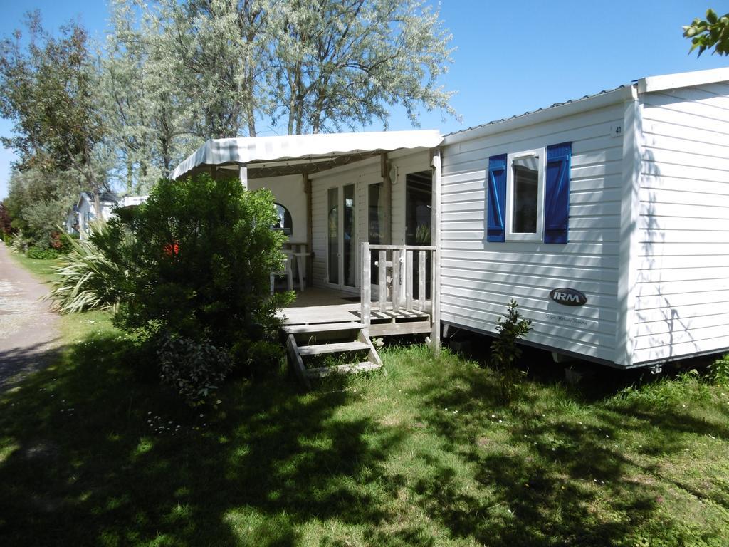 Camping Antioche D'Oléron La Brée-les-Bains Extérieur photo