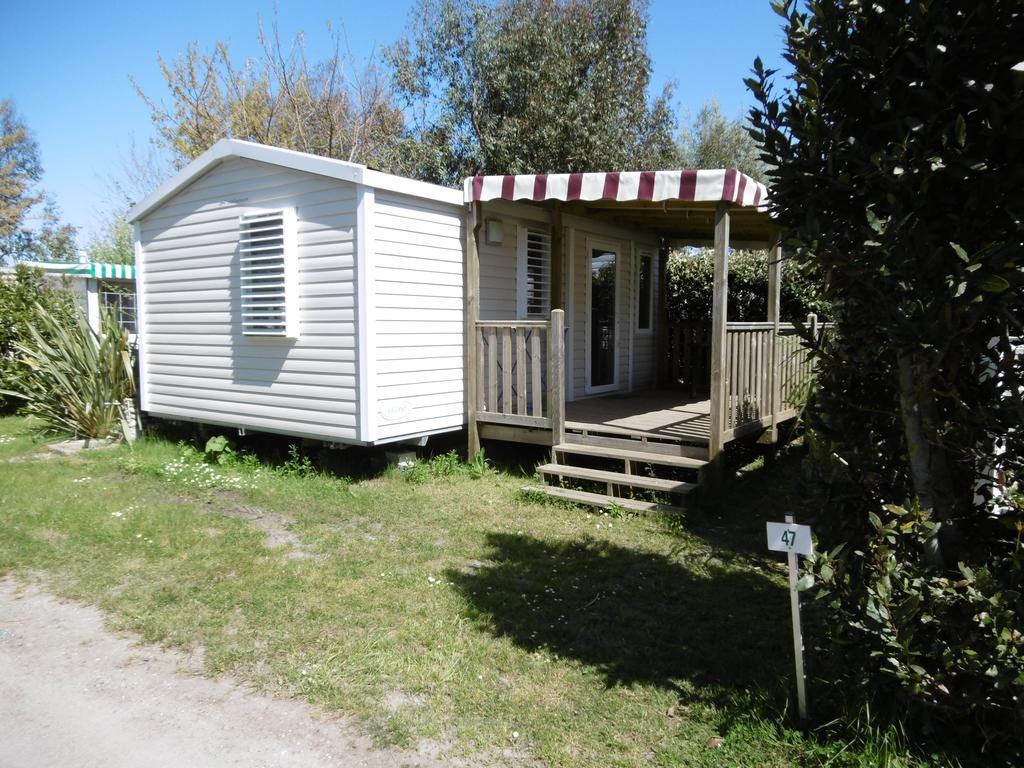 Camping Antioche D'Oléron La Brée-les-Bains Extérieur photo
