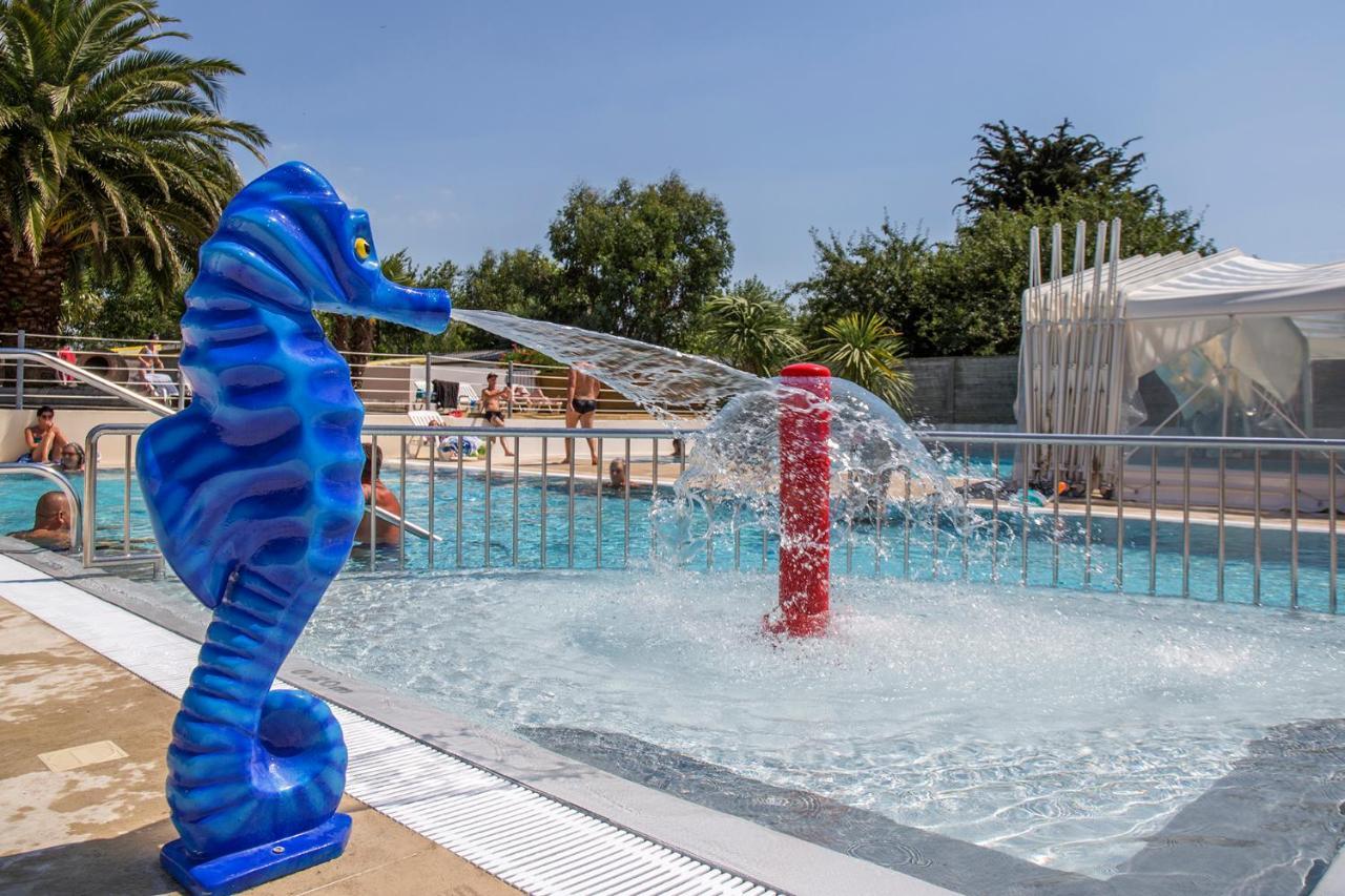 Camping Antioche D'Oléron La Brée-les-Bains Extérieur photo