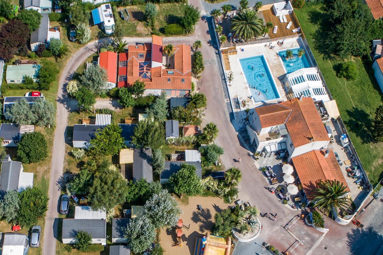 Camping Antioche D'Oléron La Brée-les-Bains Extérieur photo